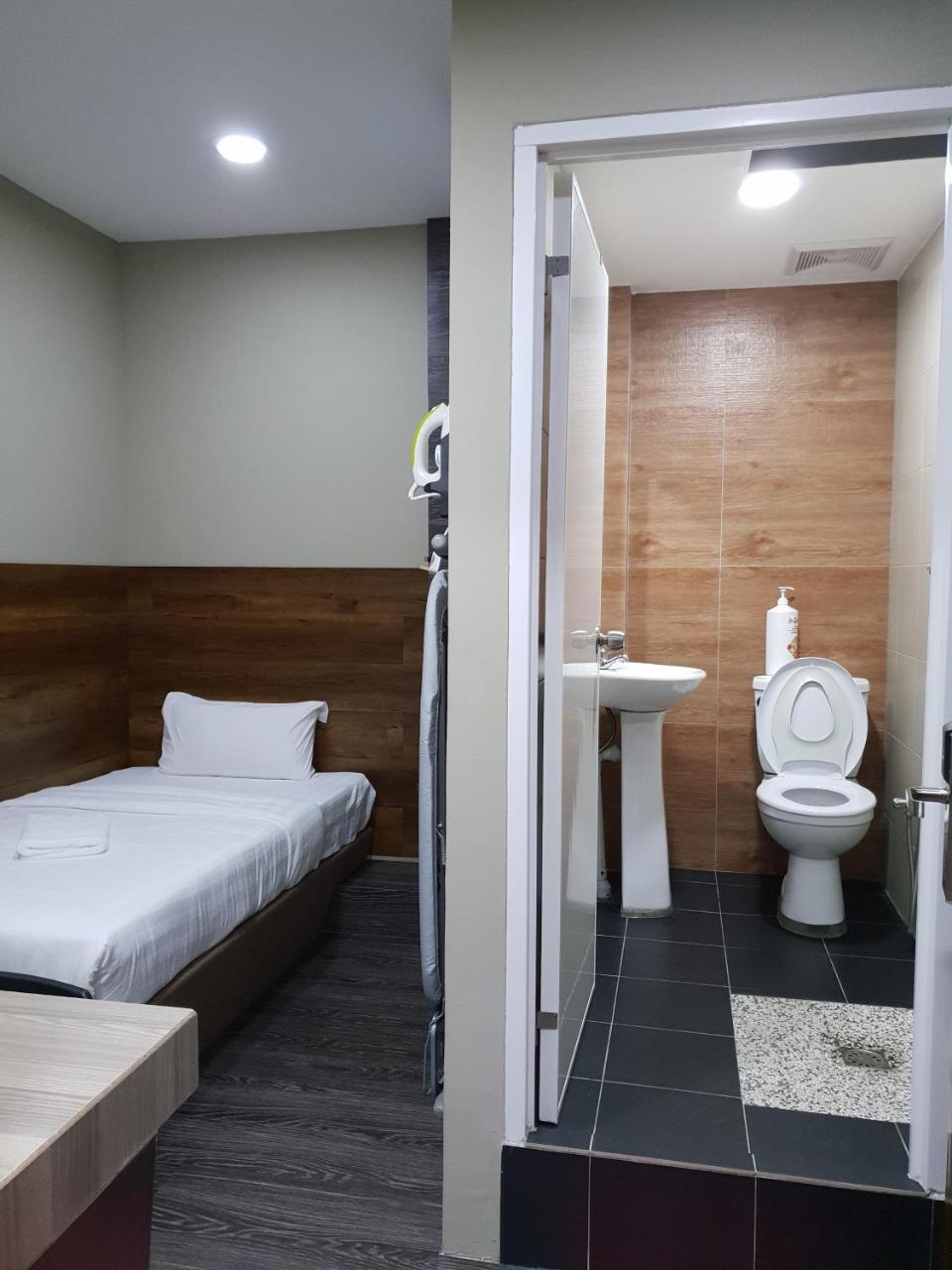 Qing yun resthouse Bandar Hotel Bandar Seri Begawan Bagian luar foto