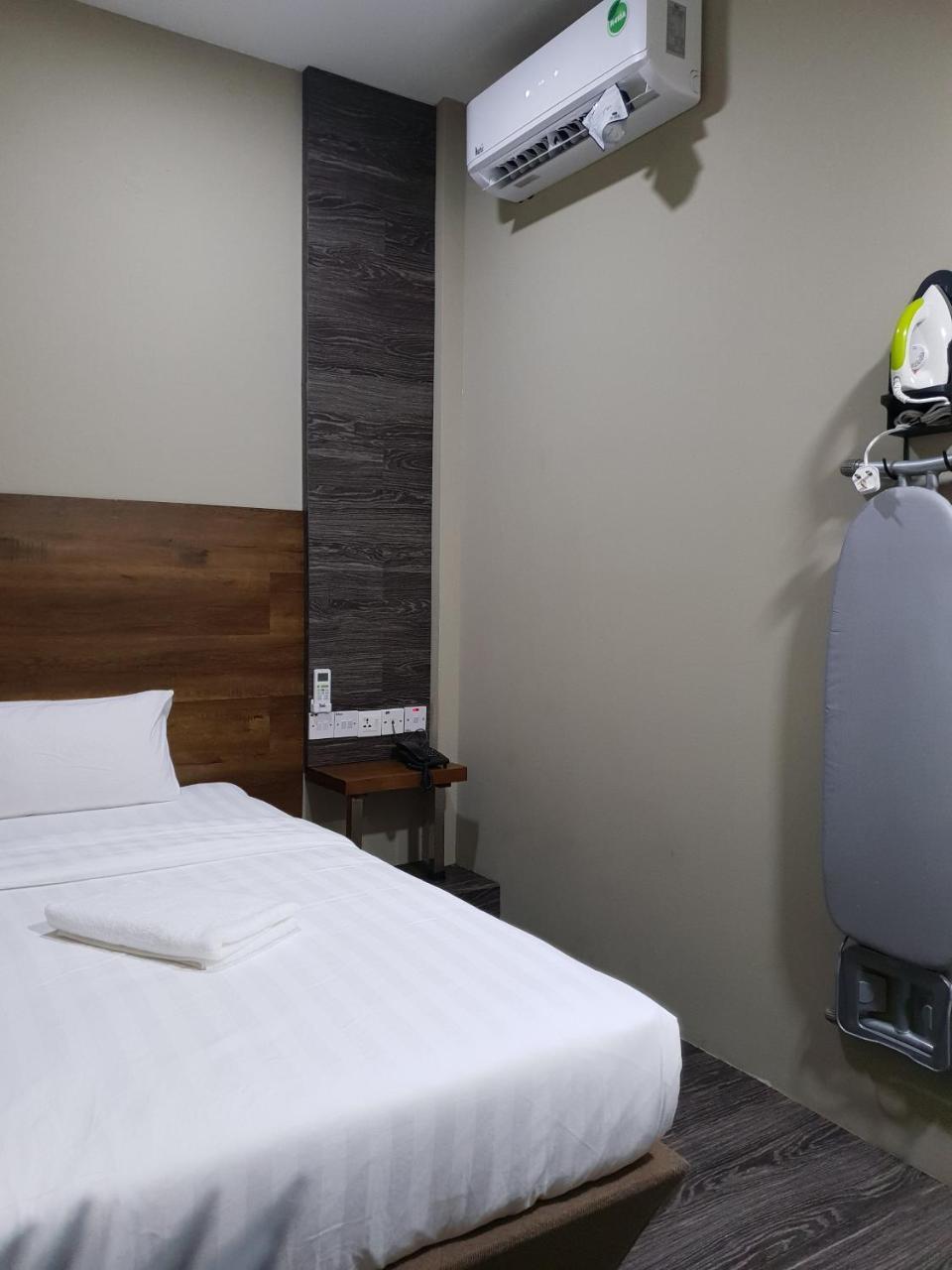 Qing yun resthouse Bandar Hotel Bandar Seri Begawan Bagian luar foto